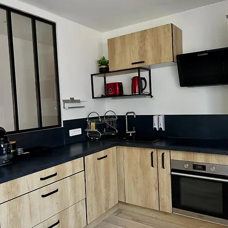 Apartment Unique 70m2, Proches Thermes, Parking Gratuit